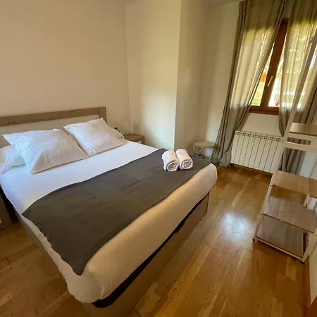 Apartament Acogedor Piso En Sort Con Piscina Zewnętrze zdjęcie